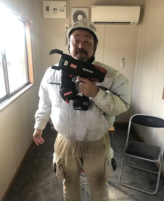 結束速度がありとても良いです。特に610Tは太物もバリバリ結束できるので重宝してます！