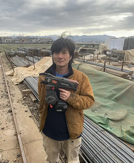 従来の結束機より結束力も強く結束のスピードも早くとても仕事しやすいです。