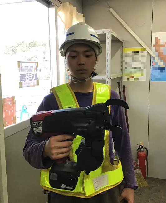 かんざし筋を入れて使うので機械の性能を活かせるため効率化出来て良かった。手で縛るより早くなった、スリーブ周りは口が入らなかった。ずっと使うと疲れる。