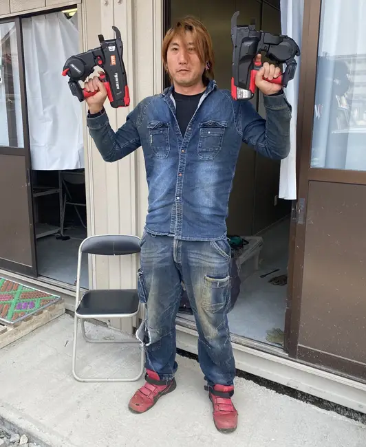 440Tでスラブ、610Tで梁の先組、 各作業で大活躍させています。