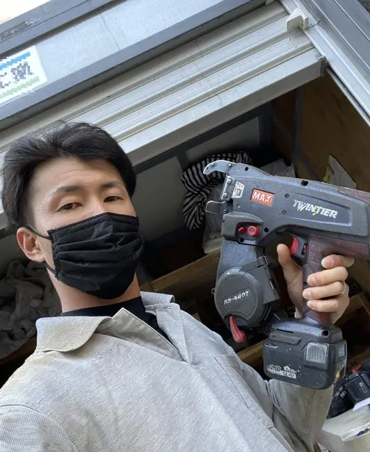 玉の替えがとてもやりやすくなり結束のスピードもあがり仕事がはかどりましたひげもでなくて品質面もばっちりです